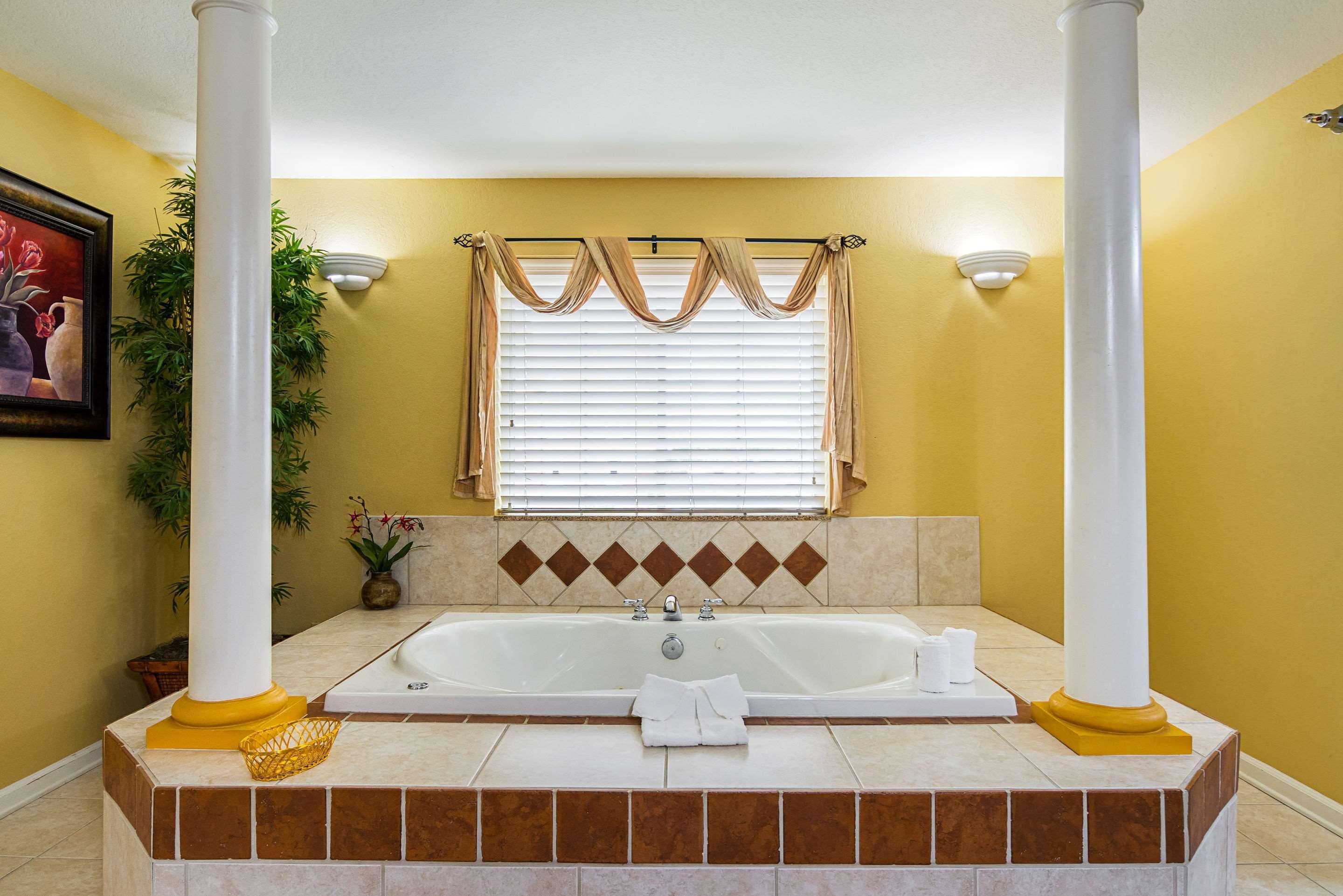 Econo Lodge Inn & Suites בריאנט מראה חיצוני תמונה