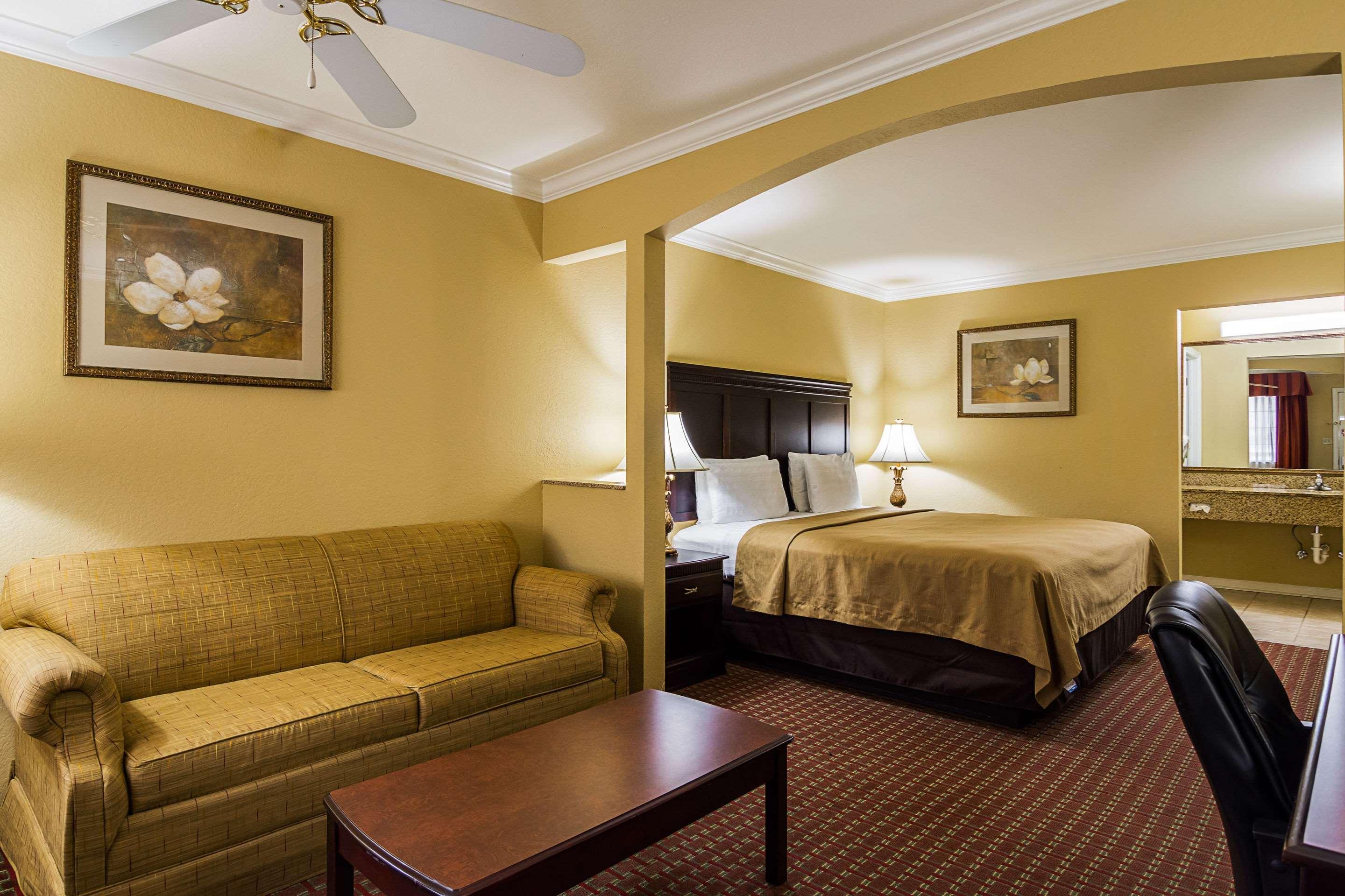 Econo Lodge Inn & Suites בריאנט מראה חיצוני תמונה