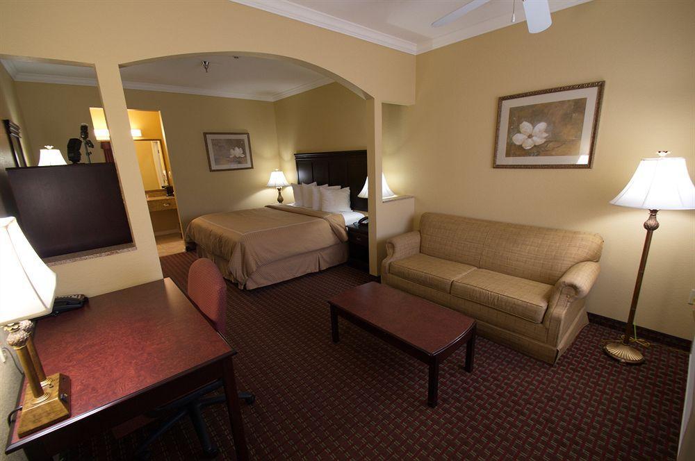 Econo Lodge Inn & Suites בריאנט מראה חיצוני תמונה