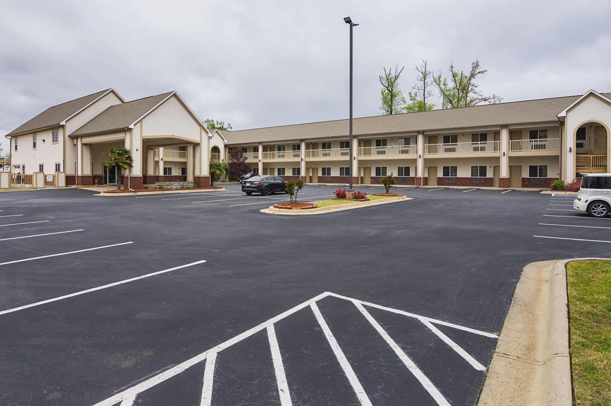 Econo Lodge Inn & Suites בריאנט מראה חיצוני תמונה